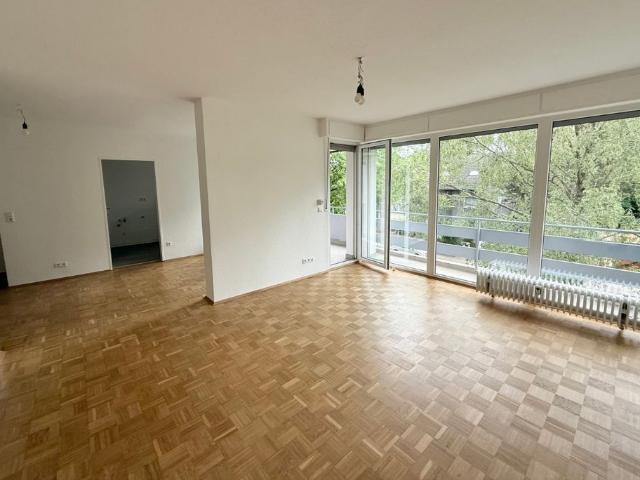 Großzügige 3 Zimmerwohnung mit 2 Balkonen