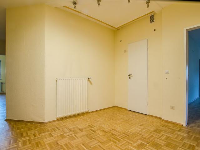 Großzügige 3 Zimmerwohnung parallel zur Fußgängerzone