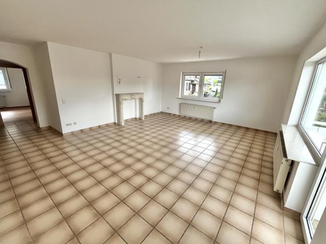 Großzügige 3 ZKB Whg. in ruhiger Lage