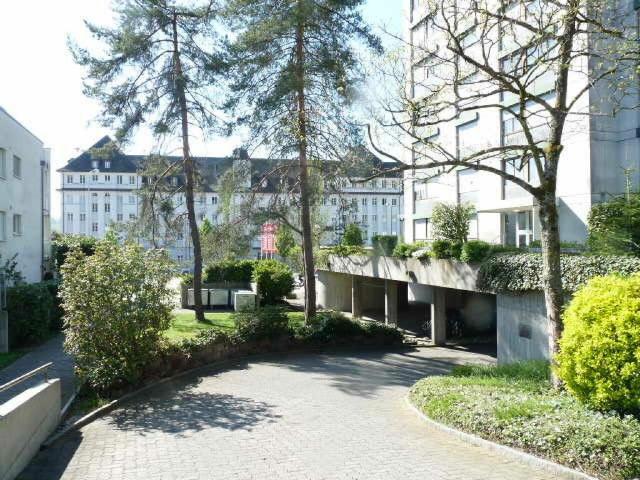 Grosszügige 3 1/2 Zimmerwohnung inkl. Autoeinstellplatz zu verkaufen!