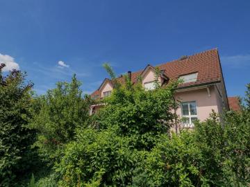 Grosszügige 3.5 4.5 Zimmerwohnung mitten im Grünen