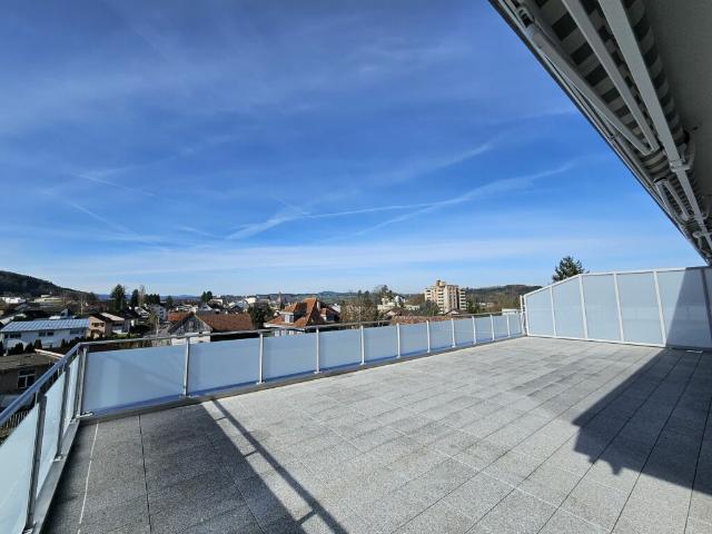 grosszügige 3.5 Zimmer Attikawohnung