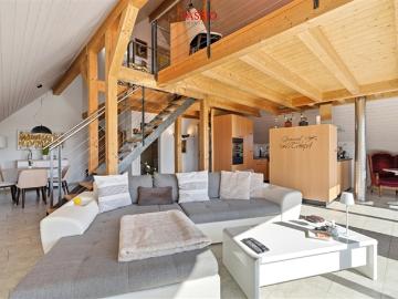 Grosszügige 3.5 Zimmer Duplex Wohnung mit Sicht ins Grüne