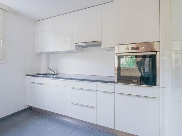 Grosszügige 3.5 Zimmer Wohnung im beliebten Herblinger Quartier