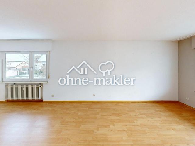 Großzügige 3,5 Zimmer Wohnung mit Ankleidezimmer & Balkon – ca. 98 m² in Böblingen Dagersheim