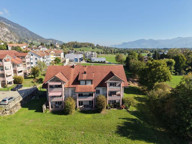 Grosszügige 3.5 Zimmerwohnung