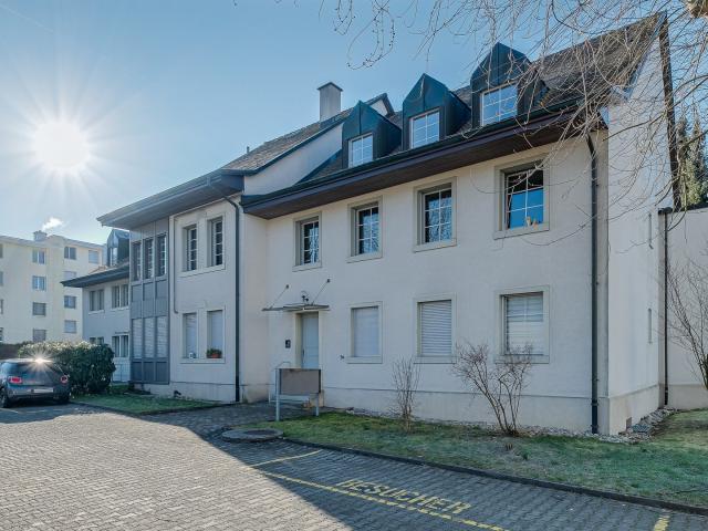 Grosszügige 3.5 Zimmerwohnung