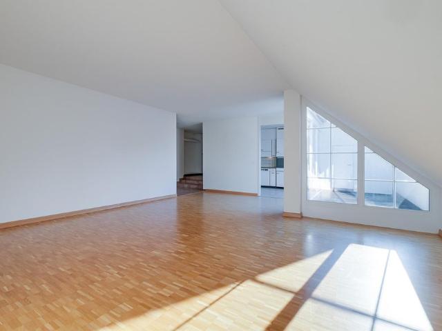 Grosszügige 3.5 Zimmerwohnung