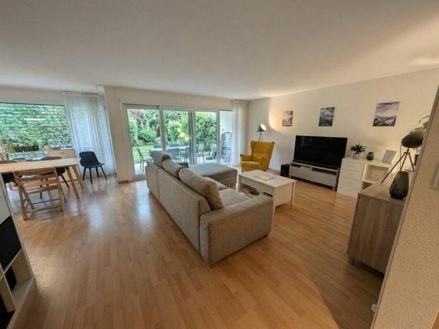 Grosszügige 3.5 Zimmerwohnung im EG mit Sitplatz in Wülflingen