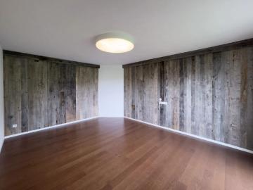GROSSZÜGIGE 3,5 ZIMMERWOHNUNG MIT TERRASSE