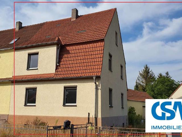 Großzügige, teilsanierte DHH im Rohbau mit 2.870 m² GRD