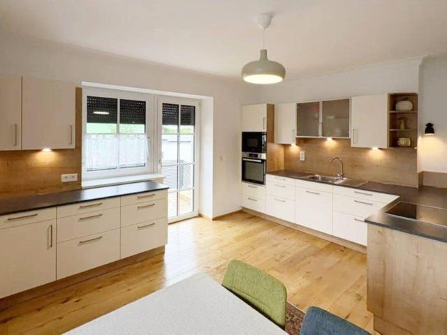 Großzügige Terrasse und Lift direkt in die Wohnung!