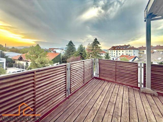 großzügige TERRASSENWOHNUNG mit PKW Stellplatz