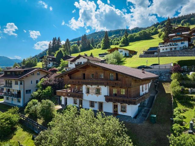 Großzügige Tiroler Liegenschaft in den Kitzbüheler Alpen