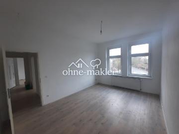 Großzügige und charmante Wohnung im 2. OG