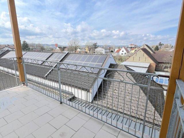 Großzügige und helle 3 Zimmer Whg