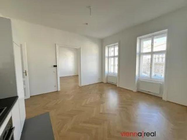 Großzügige und helle 2 Zimmer Altbauwohnung im 9. Bezirk