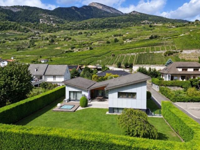 Großzügige Villa 5,5 S. mit ca. 2,5 S. – 241 m² – Fläche 1134 m² Vétroz