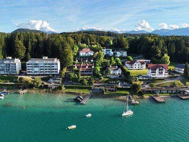 Großzügige Villa in Velden mit See und Schlossblick