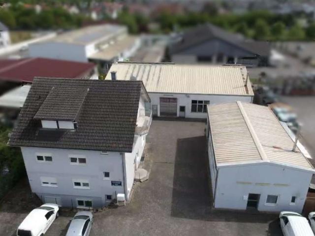Großzügige Wohn und Gewerbeeinheit in Wiesental