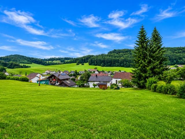 Grosszügige Wohnfläche, modern, tolle Aussicht