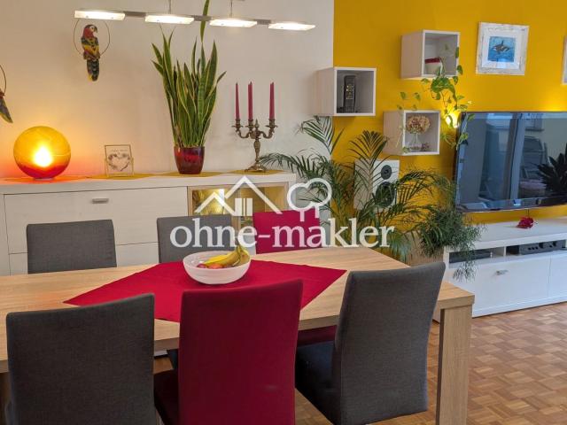 Großzügige Wohnung mit Terrasse, zwei Bädern, Garage und vielseitig nutzbarem Anbau provisionsfrei