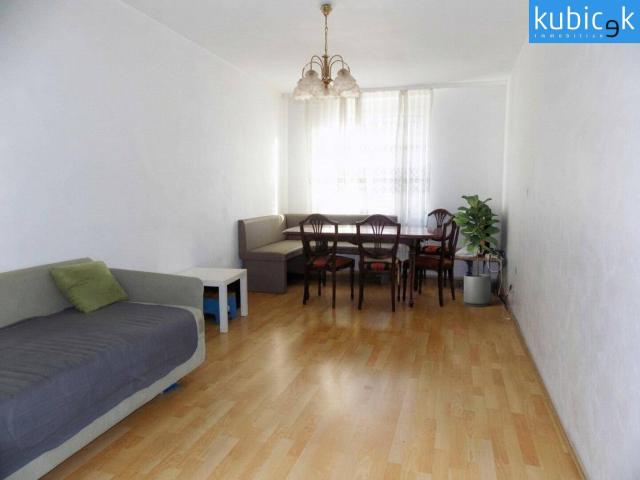 Großzügige Wohnung mit viel Potenzial in attraktiver Lage