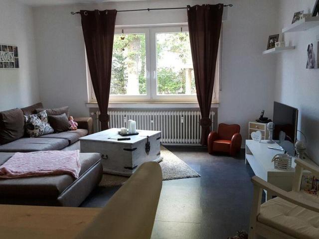 Großzügige Wohnung mit ausgebauten Kellerräumen und Terrasse in Reinshagen