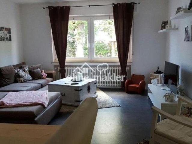 Großzügige Wohnung mit ausgebauten Kellerräumen und Terrasse in Reinshagen