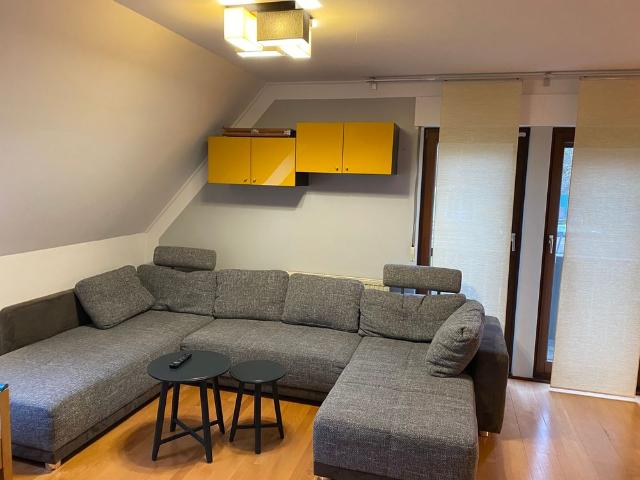 Großzügige Wohnung mit Balkon und Garage in Troisdorf