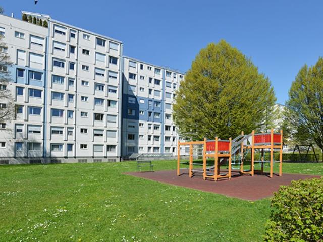 Grosszügige Wohnung mit Gartensitzplatz