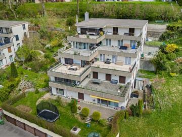 Grosszgige Wohnung mit grosser Terrasse