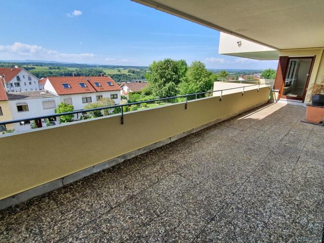 Großzügige Wohnung mit Panoramablick