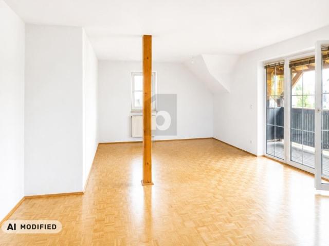 GROSSZÜGIGE WOHNUNG MIT SONNIGEM BALKON UND VIEL PLATZ