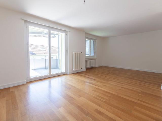 Grosszügige Wohnung an ruhiger Lage