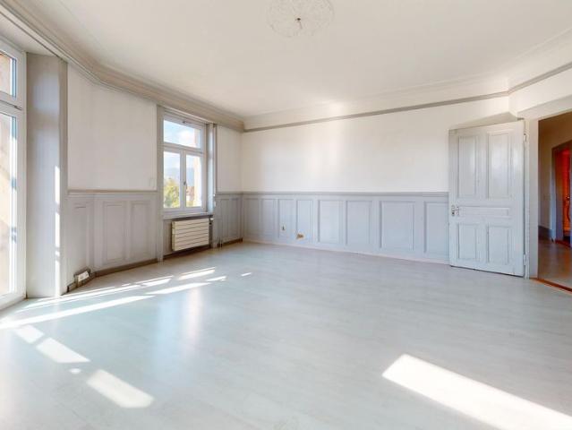 Grosszügige Wohnung direkt am Dornacherplatz sucht Sie