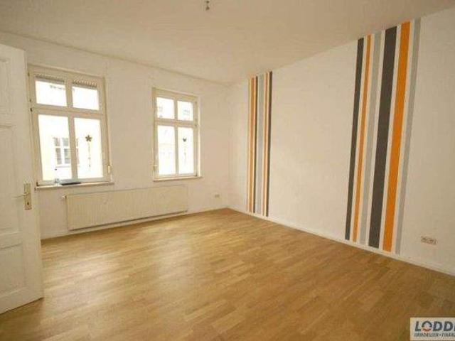 Großzügige Wohnung im Bahnhofsviertel 4 Zimmer im ersten Obergeschoss