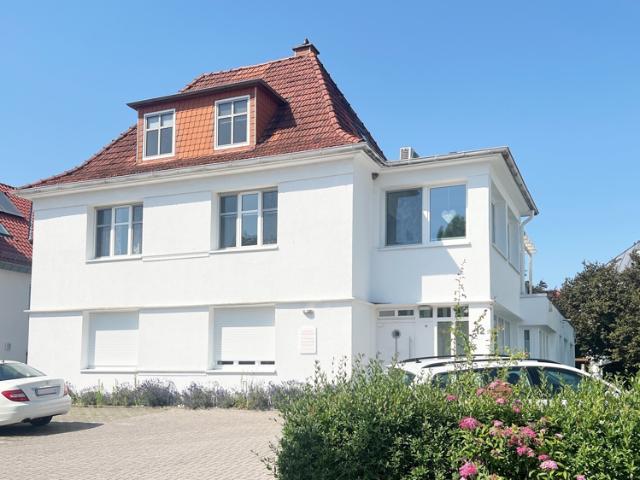 Großzügige Wohnung über zwei Ebenen mit Dachterrasse und Garten in Bad Zwischenahn