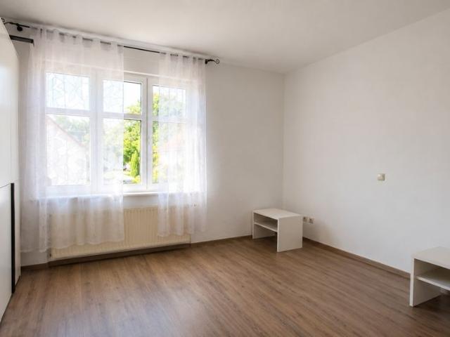 Großzügige Wohnung über zwei Ebenen mit Dachterrasse und Garten in Bad Zwischenahn