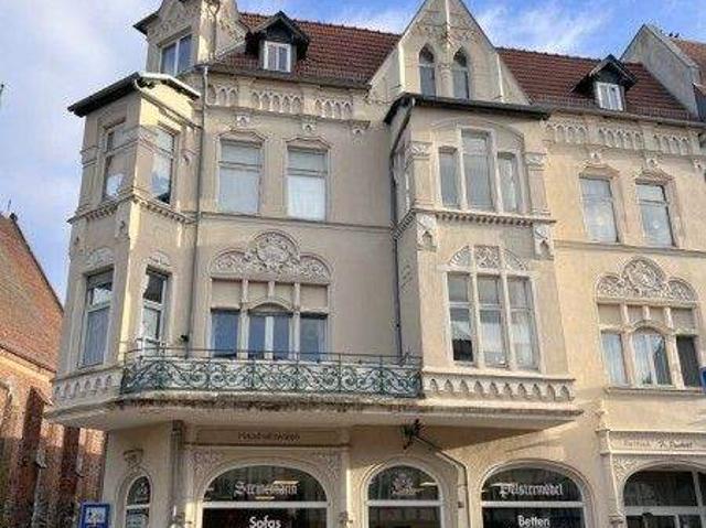 Großzügige Altbauwohnung im Zentrum von Stendal