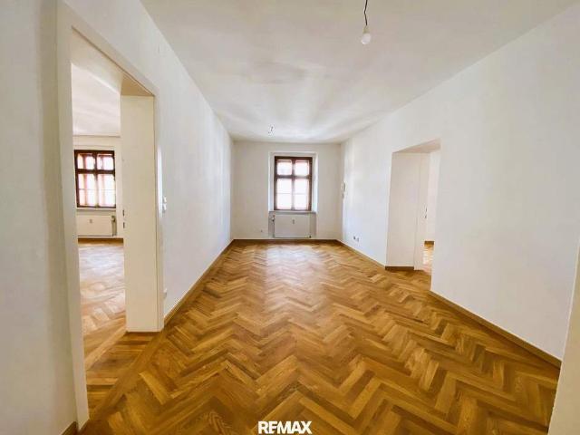 Großzügige Altbauwohnung in der Fußgängerzone! WG geeignet
