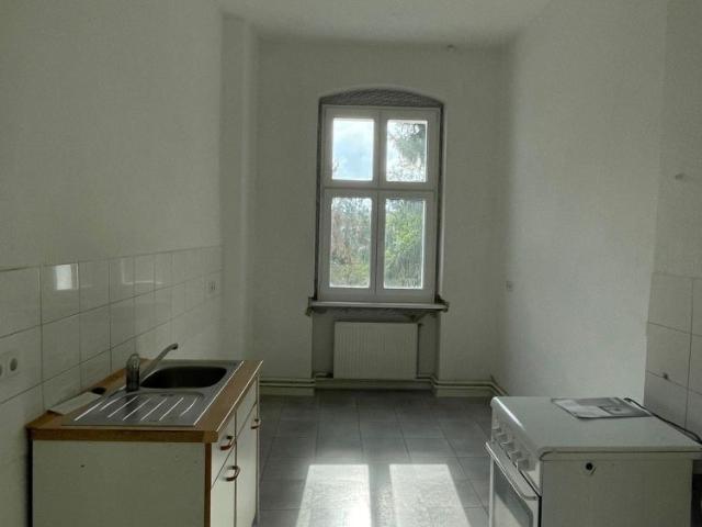 Großzügige Altbauwohnung sucht ab sofort neue Mieter!
