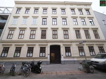 Großzügige Altbauwohnung – Top Investment beim Karmelitermarkt