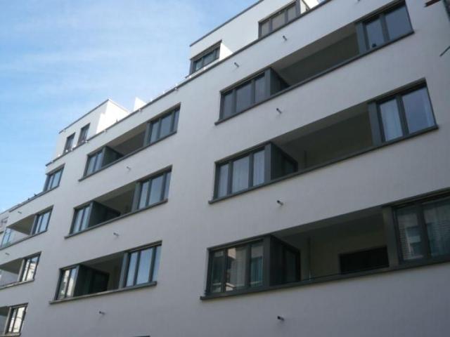 Großzügige Altbau Kombi mit Privatflur & Aufzug direkt in die Wohnung – flexibel nutzbar