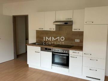 Großzügige barrierefreie 2 Zimmer Wohnung mit voll ausgestatteter Küche und Badezimmer