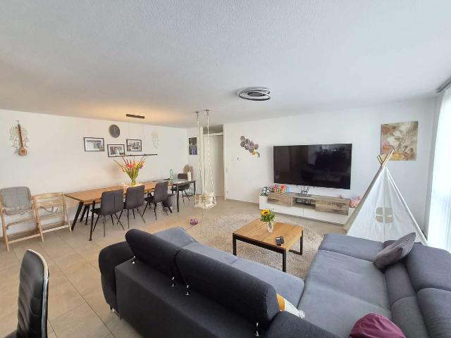 Großzügige, barrierefreie 3 Zimmer Wohnung 100 m² mit Wallbox, Balkon, EBK & Aufzug
