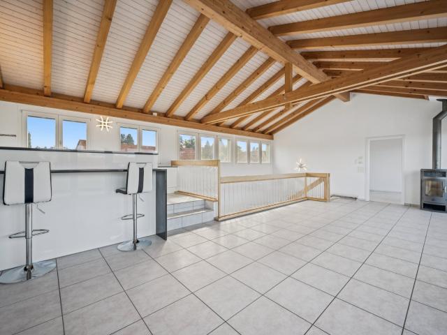 Grosszügige Dach Maisonettewohnung mit herrlicher Terrasse