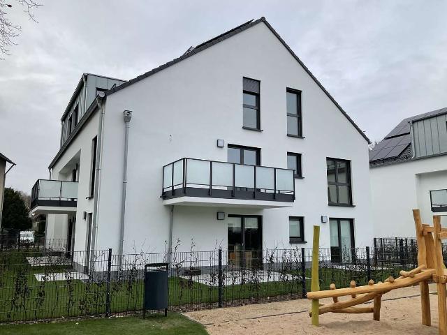 Großzügige Dachgeschosswohnung mit Terrasse in Rösrath/Nähe Köln