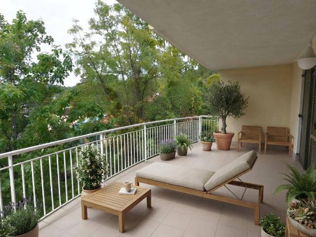 Großzügige Dachgeschoßwohnung inkl. Terrasse und Tiefgarage am Mitterberg!