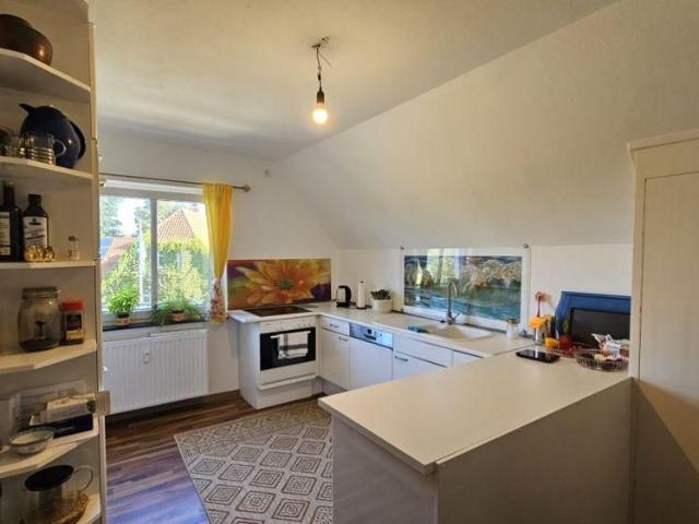 Großzügige Dachgeschosswohnung 4 Zimmer in Siedenburg zu vermieten! WG geeignet! Neue Wärmepumpe!